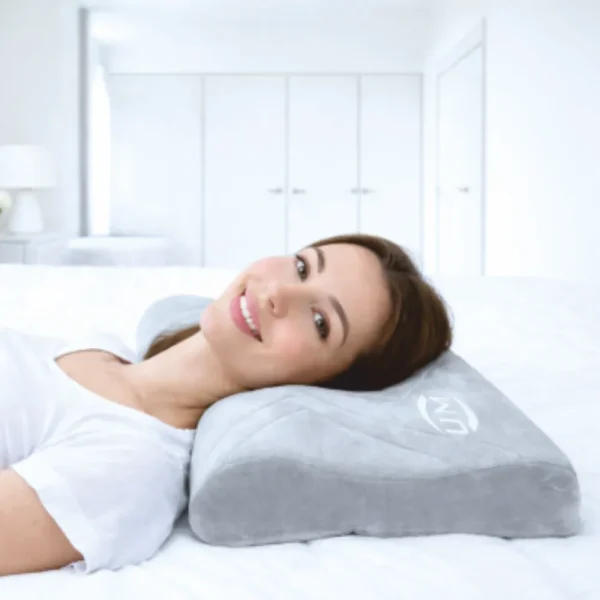 UM CERVICAL PILLOW REGULAR